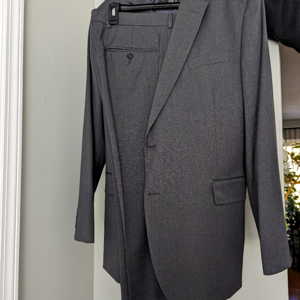 Men's Suit